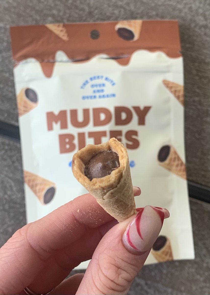 buddythebite's tweet photo. You vs the guy she tells you not to worry about https://t.co/zcBk9T5o6B