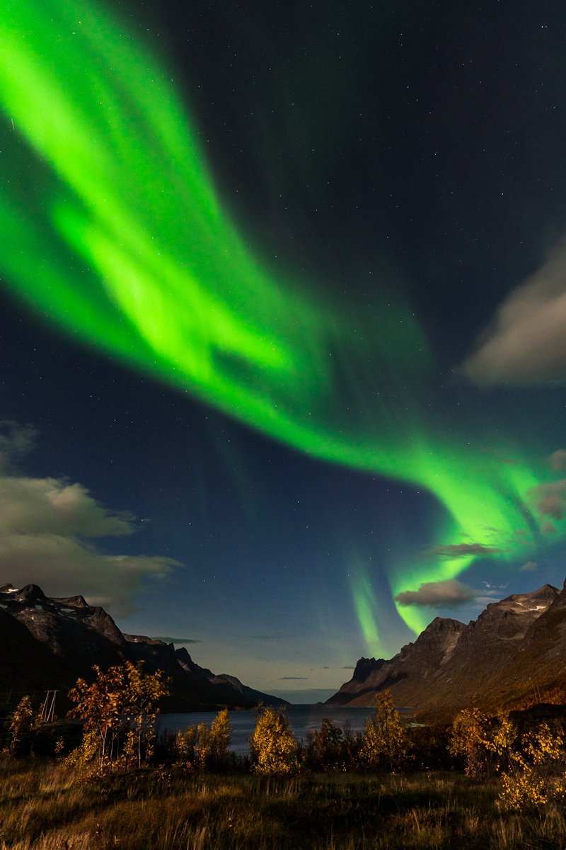 LProhhorov's tweet photo. Full moon fun. We usually dread the moon whilst shooting the Aurorae in Estonia. But in Norway it opens up a whole new scenery.
#hiking #norway #northernlights https://t.co/29fwN65ir8