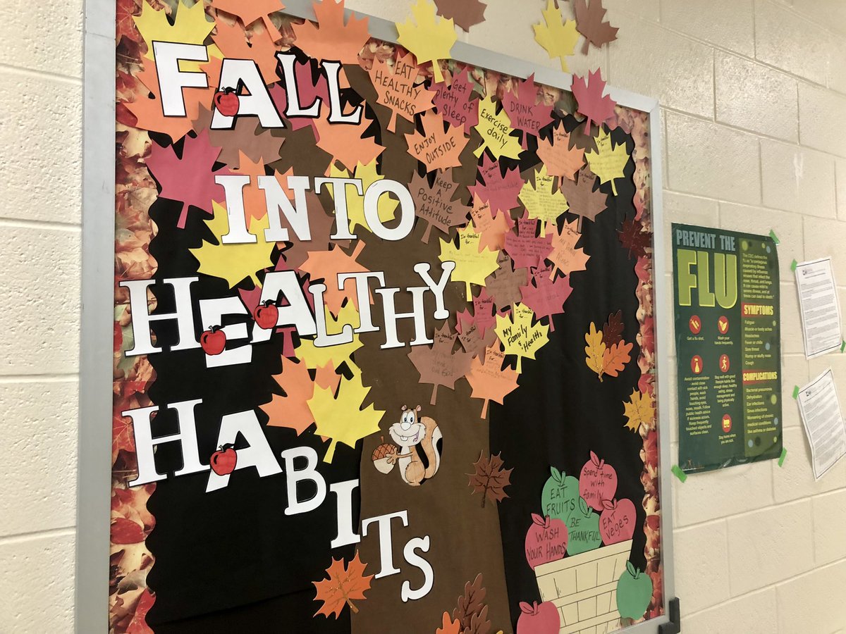 bugnrip02's tweet photo. BES student council helped out with the November Health Bulletin Board! #fallintohealthyhabits #bethankful #150yearsofexceedingexcellence https://t.co/vjuKsHgZD8