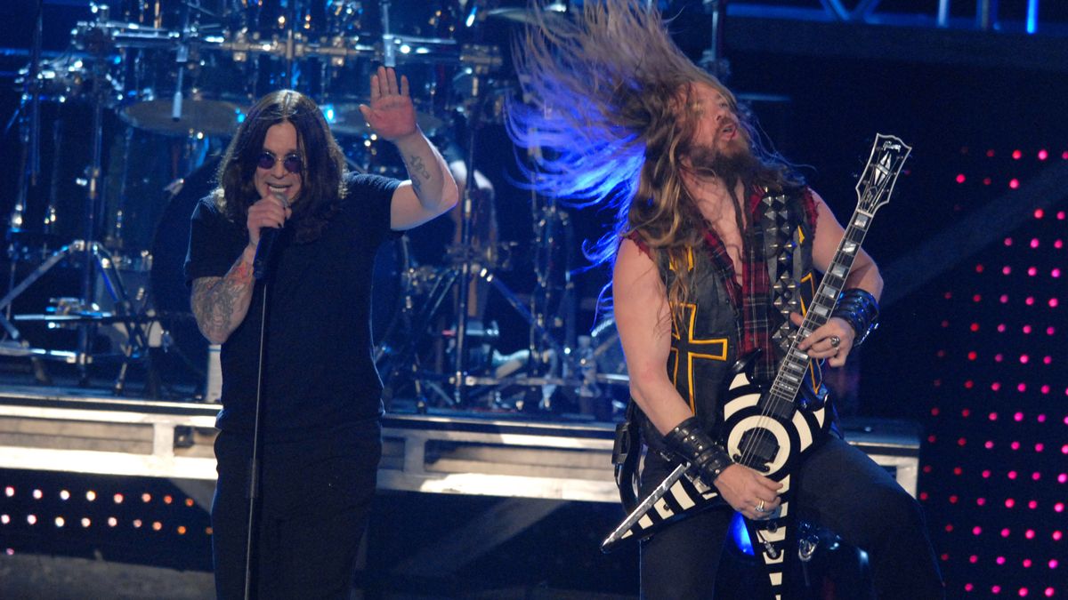 Ozzy Osbourne confirms Zakk Wylde will play guitar on the entirety of his upcoming solo album trib.al/ndNa8Oh