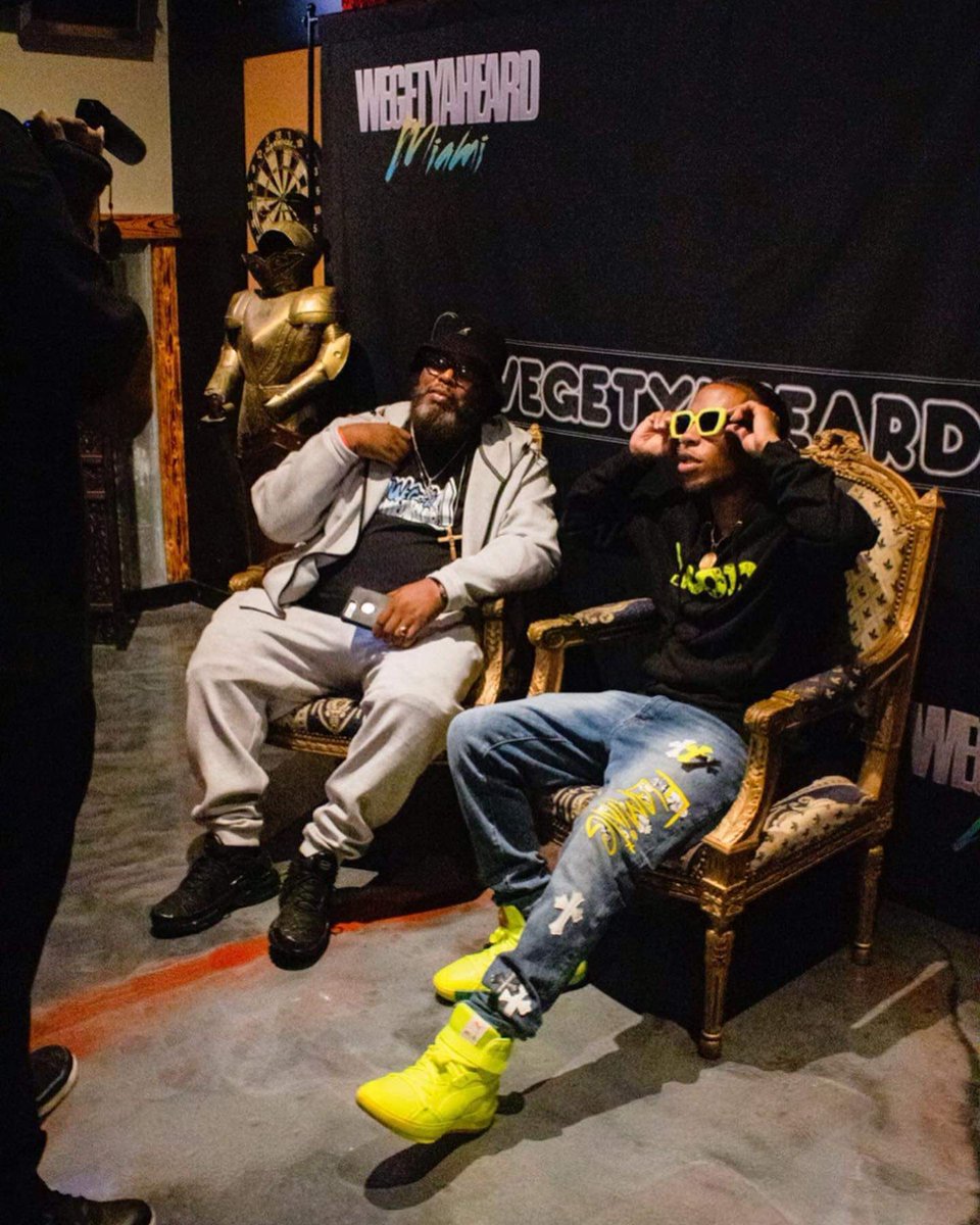 a_wayholmesjr's tweet photo. A-Conic..frfr 🔵

📸: @torijanaephotography 

Visit - https://t.co/4KkmgBfaJP

#hustlewardrecords #justhustle #hustletopics #theward #waysworld #chicago #atlanta #hiphop #rap #swayinthemorning #bet #revolt #xxl #lyricallemonade #texas #newyork #awayorthehighway #platinumsound💿 https://t.co/qWHNWe0yBY