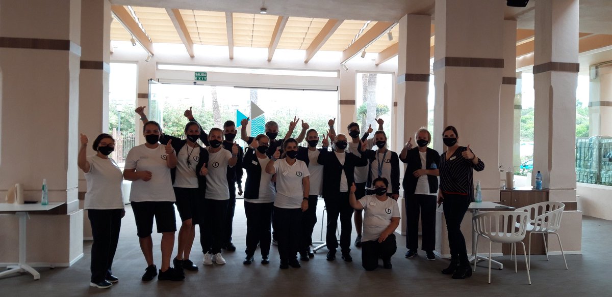 Natalie Gil tweet media