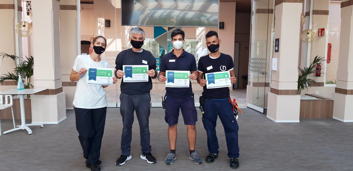 Natalie Gil tweet media