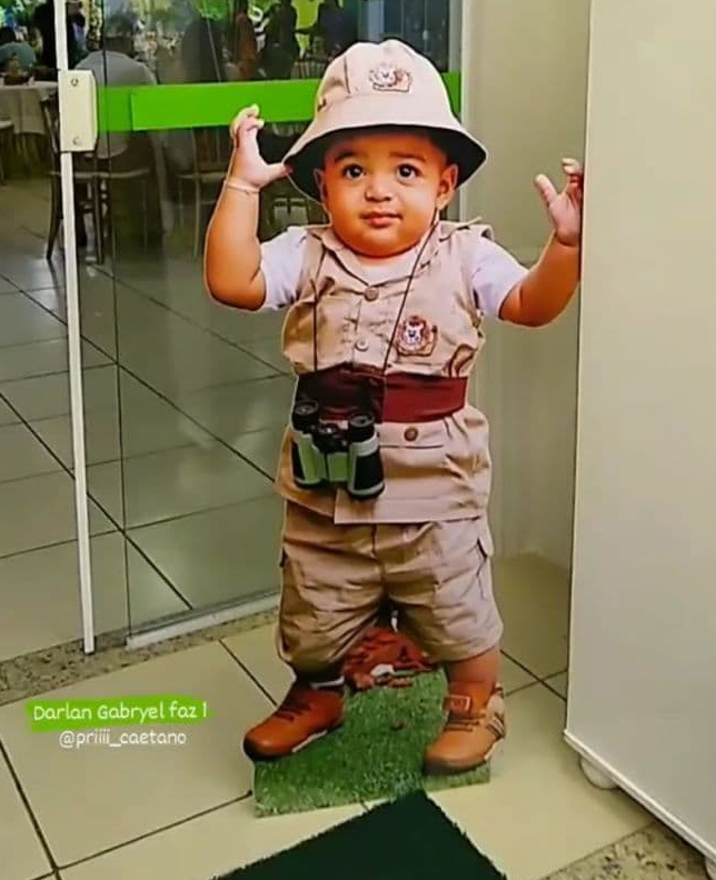 ferrettuo's tweet photo. Display de MDF Adesivado
#display #MDF #totem #woodart #woodcut #ferrettuo #photo #fotográfico #criança #child #bday #party https://t.co/vfX2jYnAPN