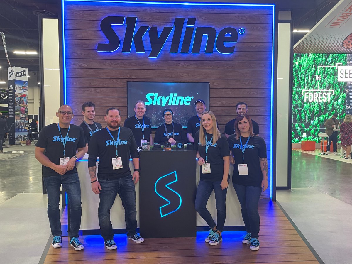 SkylineExhibits's tweet photo. Skyline is here and excited to see you in person at #EXHIBITORLIVE!  Stop by booths 1033 &amp; 1133 to see how we can help make your trade shows be a success.

Also, make sure to get a photo at our booth and use the hashtag #iamtradeshows!

#ImGoingLive #tradeshows #eventprofs https://t.co/SdwmncedZH