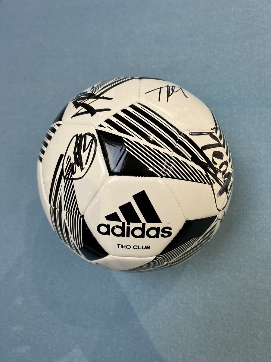 TheBPFoundation's tweet photo. Auction Time again 🥳 We have 3 Online Auctions going live for all the @thesilkmen Fans out there ✅ 

Auction 1 - @thesilkmen Signed home shirt 

Auction 2 - @thesilkmen Signed Away Shirt 

Auction 3 - @thesilkmen Signed Adidas Football 

See comments on placing your Bids !! https://t.co/BEEAijbRUc