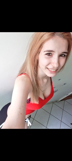 Im&aacute;dom a pirosat❣💫💞🔥💯😻💘  Szerintetek, hogy&aacute;ll?  Mi a v&eacute;lem&eacute;nyetek, dr&aacute;ģ&aacute;im? 😘😉🥳 https://t.co/f0YC6q0<a href="/tag/nature"class="tags"><span>#nature</span></a><a href="/tag/naturephotography"class="tags"><span>#naturephotography</span></a>