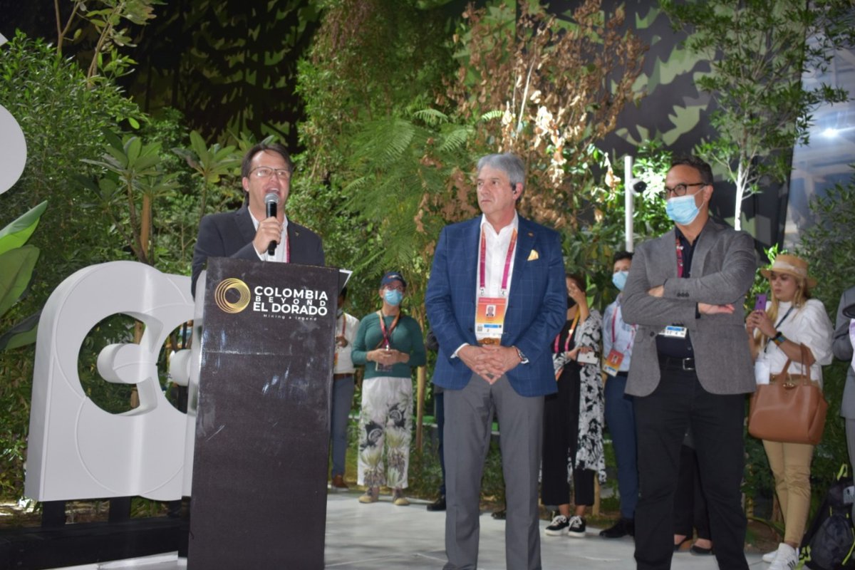 ANMColombia's tweet photo. Durante el evento inaugural de #ExpoDubái, el presidente @JuanMiguelDuran dio la bienvenida al pabellón Colombia y destacó la oferta de oportunidades y las estrategias que se presentarán desde la ANM para fortalecer los lazos comerciales del sector con los Emiratos Árabes Unidos. https://t.co/dIQJSWg1tC