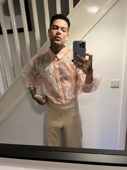 💕❤️ https://t.co/zHIslcOPkV