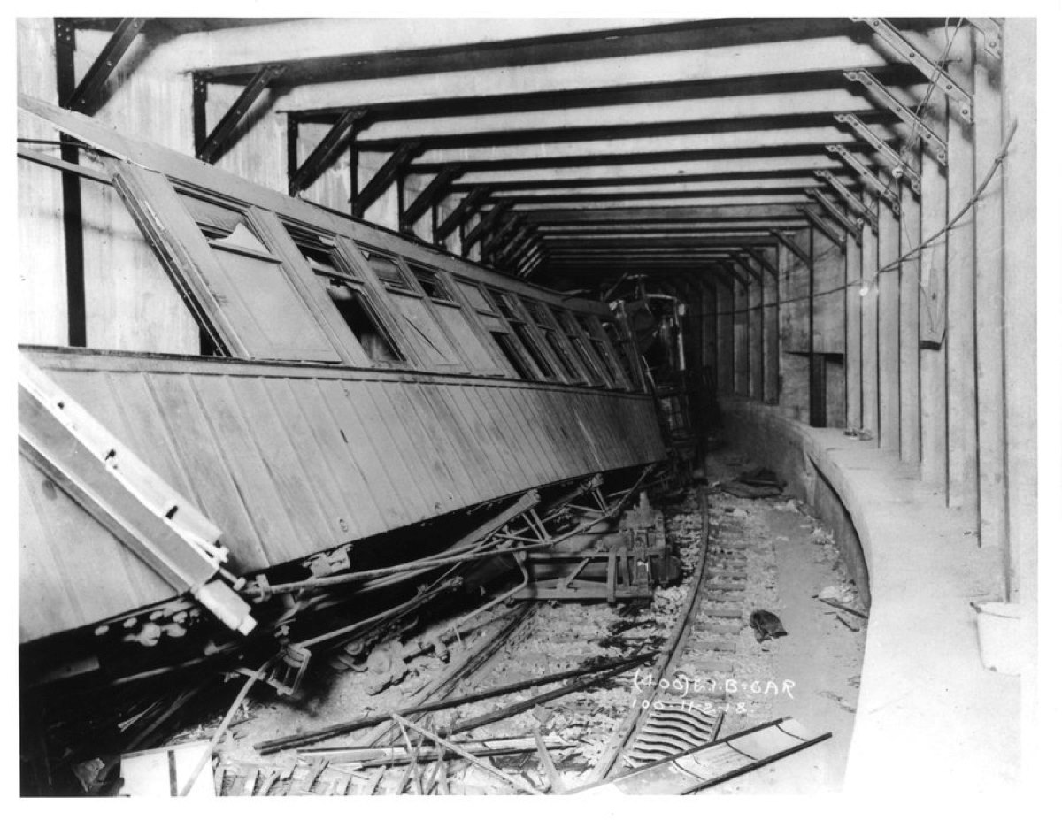 NYTransitMuseum's tweet photo. #TodayinHistory: #OnThisDay in 1918, a train of wooden cars in a tunnel below #Brooklyn’s Malbone Street derailed after its inexperienced operator took a curve meant to be traveled at 6 mph at more than 30. https://t.co/Dt2gY5lSBz