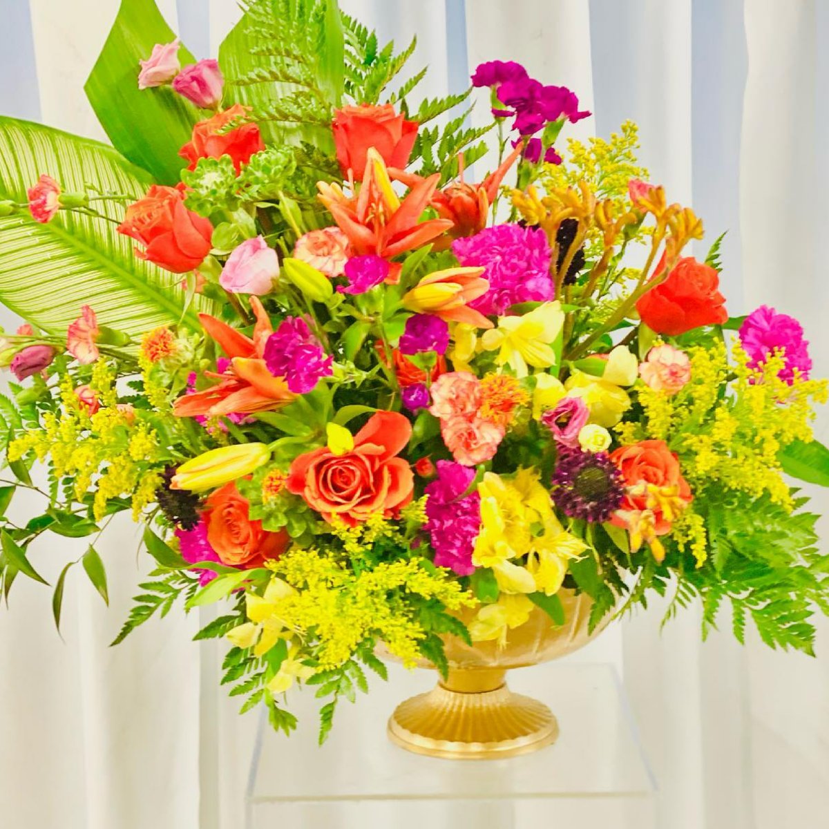 TreBellaEvents's tweet image. There's nothing we love more than creating vibrant sprays and beautiful bouquets to brighten your mood or your next event.