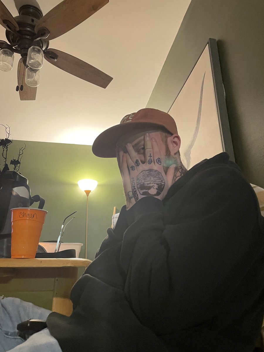 YoungGingerA1's tweet photo. Felt like Mac Twitter had to see these👍🏼 @MacMillerMemoir @MacMiller #mostdope https://t.co/GhjyO7chMA