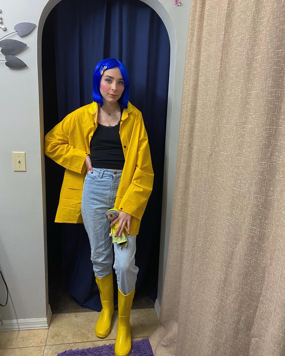 Coraline &amp; Wybie A.K.A why-were-you-born 🎃💛🖤