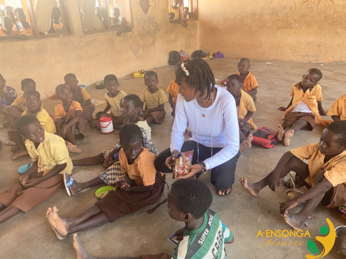 aensongahearts's tweet photo. A-ensonga Hearts A-ensonga Hearts visited the Goriko primary in preparation towards the Furniture project. Kindly donate to MOMO: 0247806393 to help these kids with desks.
#Godfirst#A-ensongaHearts #4thproject #Children #the5cedischallenge#Goriko #peace #love #Children #NGO #desk https://t.co/axFHSSzmi1