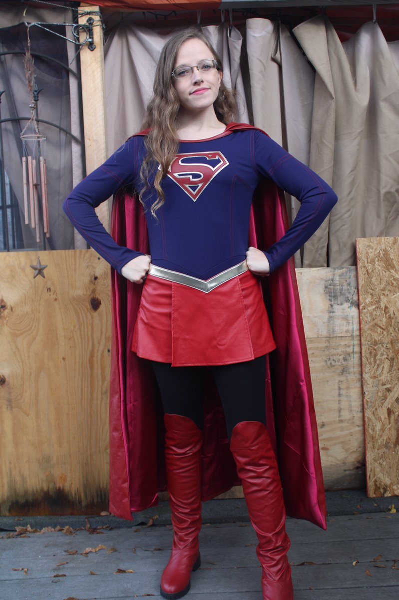 AdoptedMcmann's tweet photo. My photo shoot from yesterday. @supergirl @TheCW #supergirl #cwhalloween #supergirlhalloween #SupergirlCW #Supergirl @MelissaBenoist ๐ฆธ๐ผโโ๏ธ๐ฝ https://t.co/aL4LS7wAk8