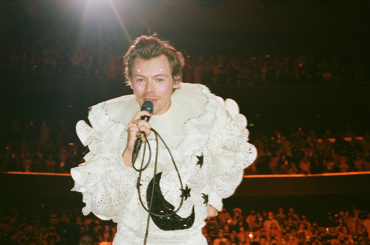 musicforasushi's tweet photo. HARRYWEEN NIGHT 2 ON FILM BY ME. https://t.co/JbcCuv3kma