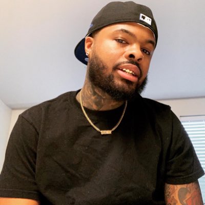 InkMyWholeLife's tweet photo. #NewProfilePic https://t.co/kxwzuB89j3
