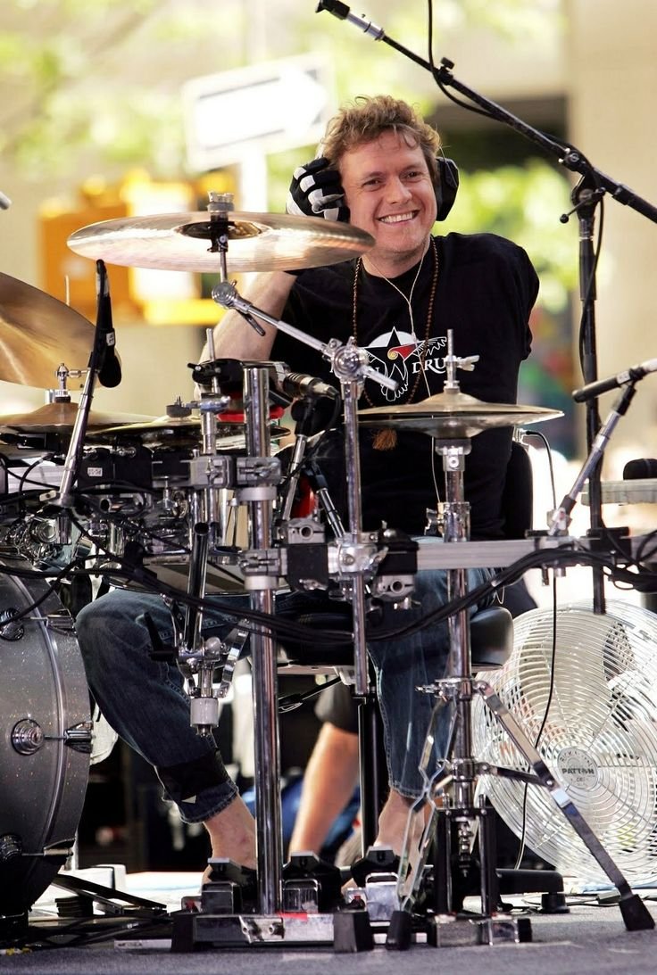 Happy 58th Birthday to Rick Allen!!   