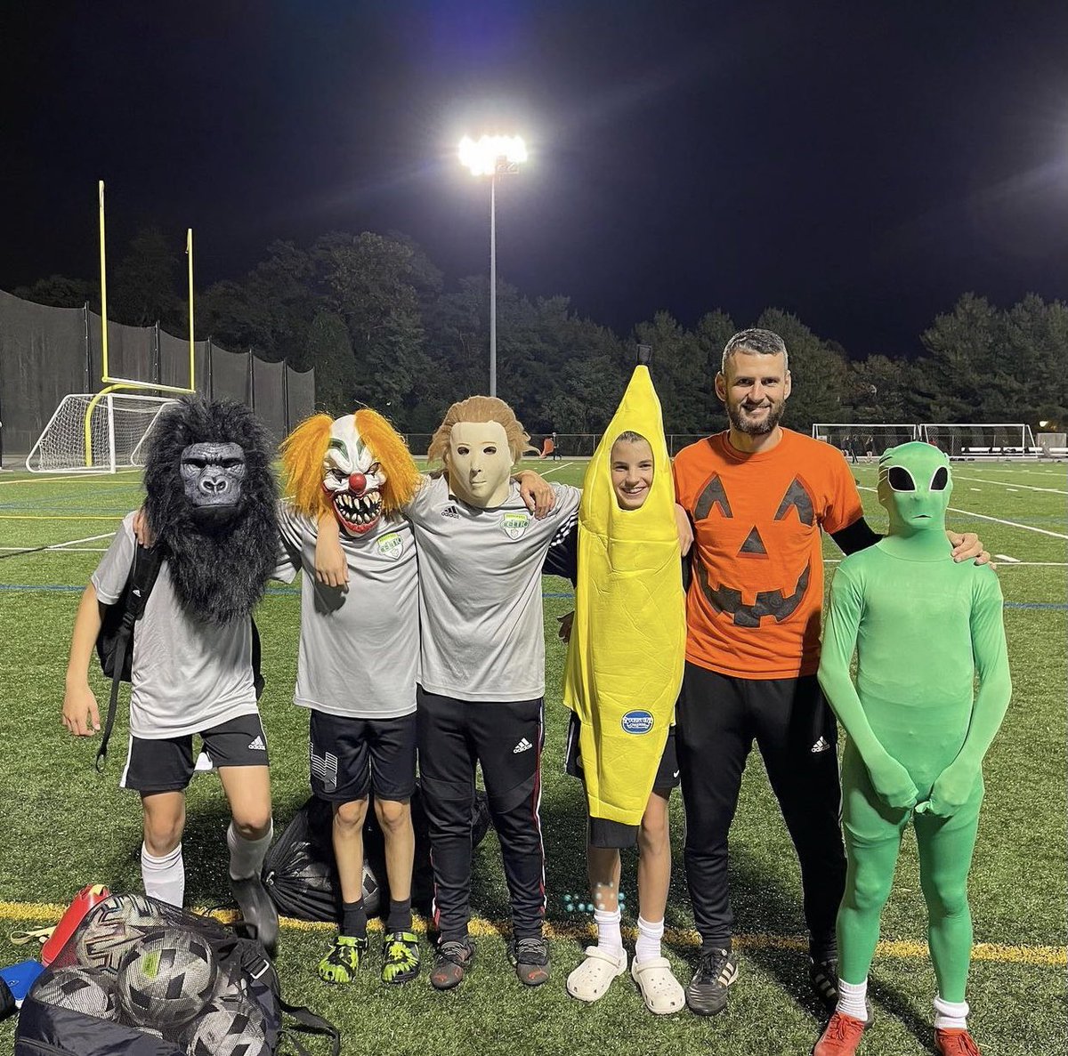 MSYSA's tweet photo. Thank you to everyone who tagged us in their Halloween costume photos! 🦹🦸🧛🧟

One winner will be selected tomorrow!! 🎃👻💀

#MDCyouthSoccer #MSYSA
@SAC_HC 
@marylandelitesc 
@BaltCelticSC 
@armourgirlsDA  
@BethesdaAcademy https://t.co/J1nWxbqq5w