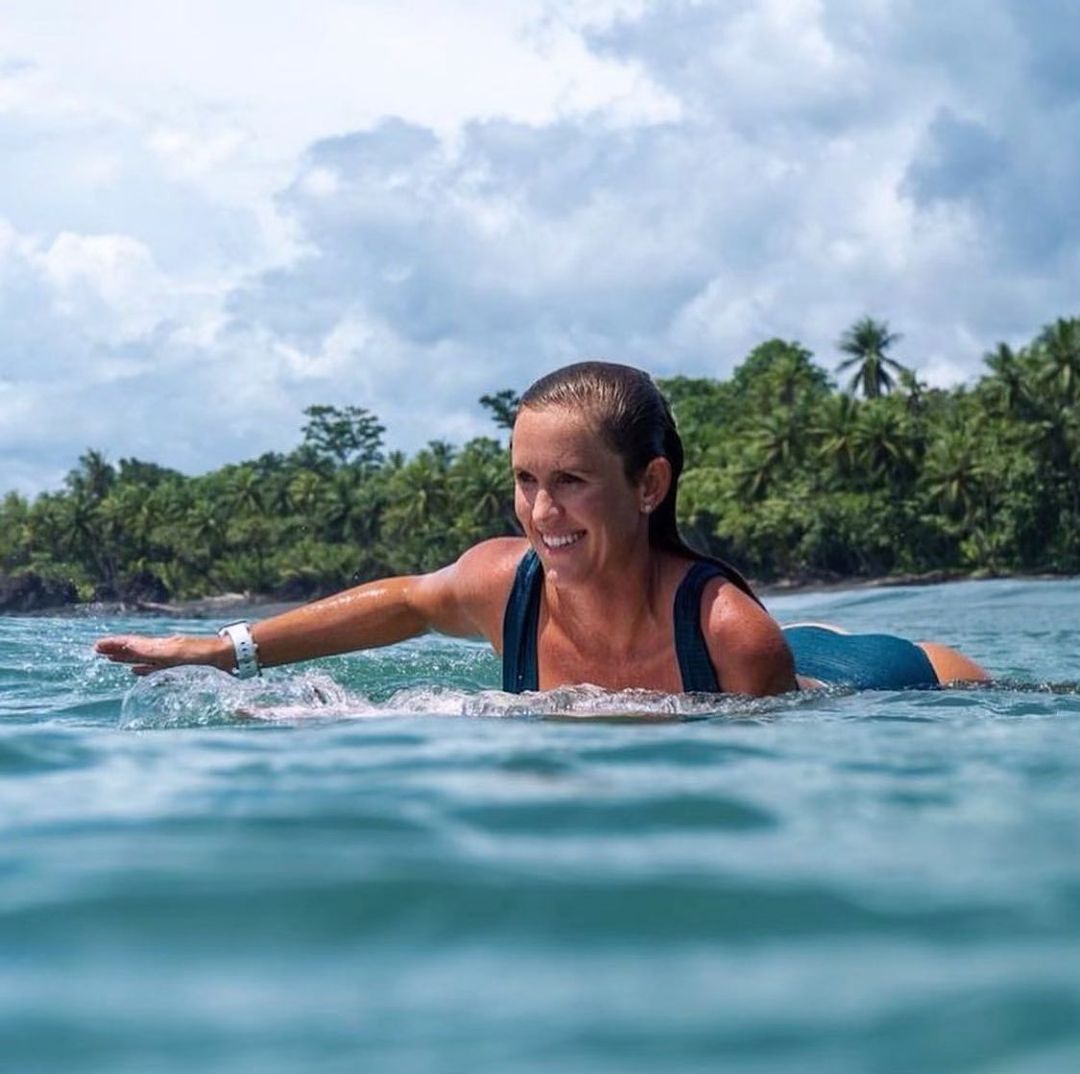 bethanyhamilton's tweet photo. Thankful for life❤️

18 years later 🦈💪🏽✨ https://t.co/9ubQvY63hB