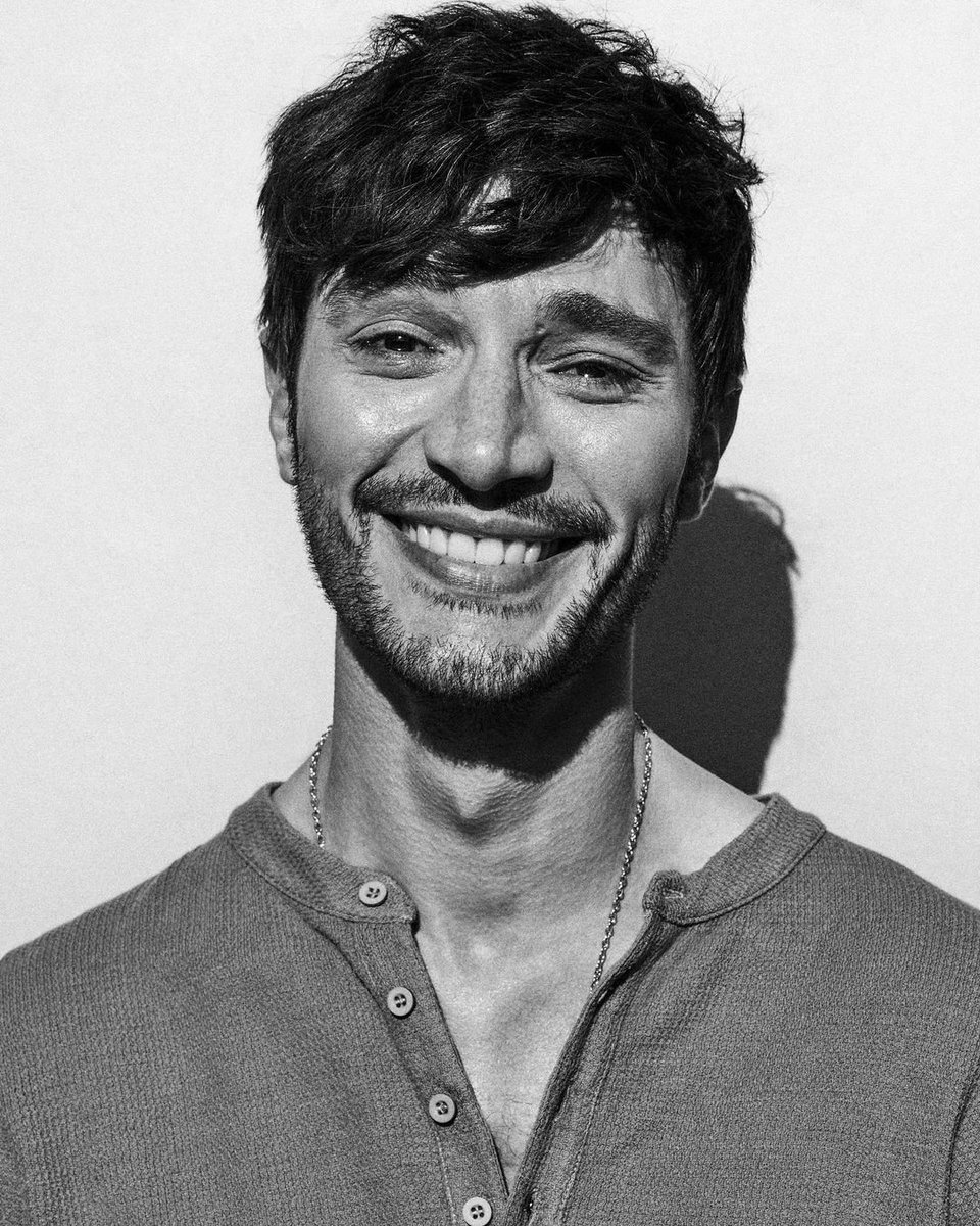 masqturkia's tweet photo. 📸 Las distintas caras de #İlhanŞen 🎭

#turkishactor #seriesturcas #seriesdivinity #AmorLógicaVenganza https://t.co/Yc102Ix8nb