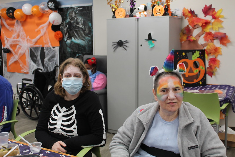commbasedserv's tweet photo. We wanted to share our Site-Based Day #Halloweenparty photos! ๐ป It was a fun day that had a lot of spooky treats and fun games. ๐ It was all around a great day to dress up in a costume and have a great time! ๐ฅฐ#Halloween #spooky #communitybasedservices #inclusion #peoplefirst https://t.co/3TrKPuONSl