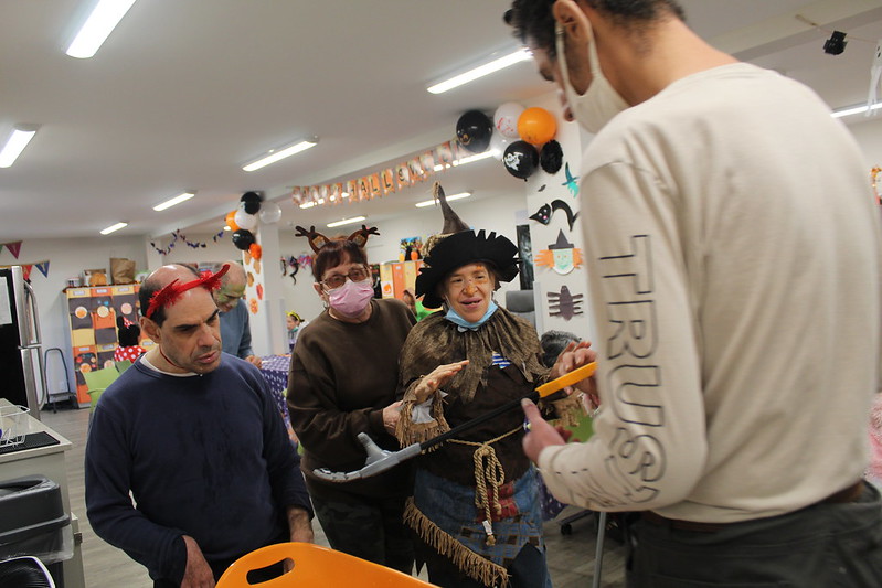 commbasedserv's tweet photo. We wanted to share our Site-Based Day #Halloweenparty photos! ๐ป It was a fun day that had a lot of spooky treats and fun games. ๐ It was all around a great day to dress up in a costume and have a great time! ๐ฅฐ#Halloween #spooky #communitybasedservices #inclusion #peoplefirst https://t.co/3TrKPuONSl