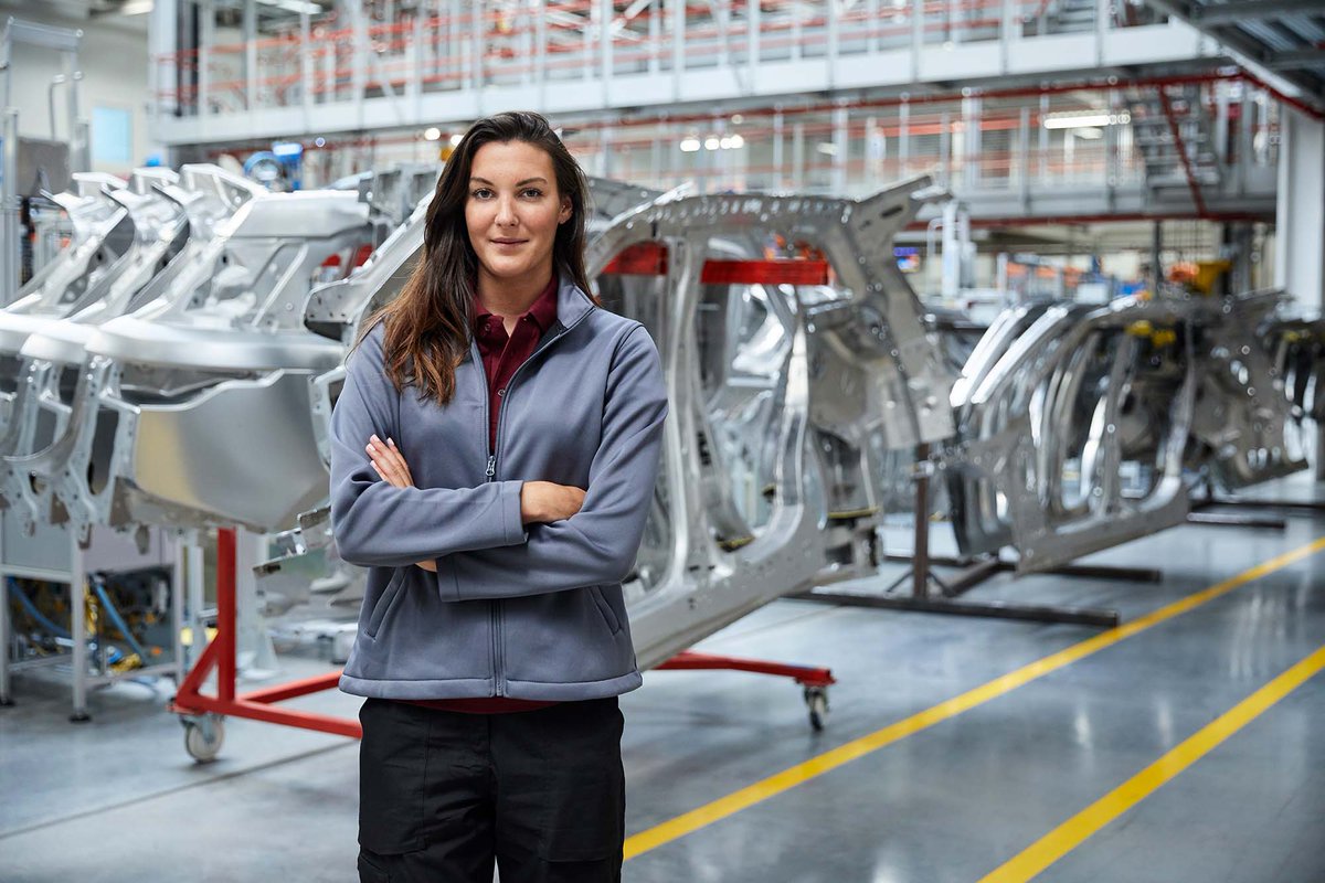 EdisonOhio's tweet photo. Did you know we’ve partnered with Honda to provide a direct pathway to lead students into a manufacturing career? Learn more about this opportunity at our Honda Internship Night on Tuesday, November 9th. Find details and register ➡️ https://t.co/BQUdWC0rj4 https://t.co/s1a9UrBCoc