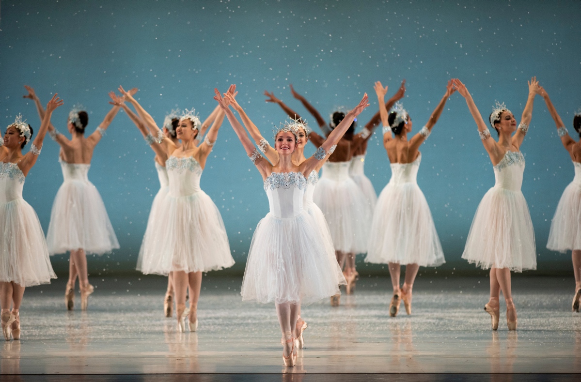 It's almost Nutcracker season! This beloved ballet is a seasonal staple, and we can't wait to watch it on repeat as the holidays get closer. Tickets just went on sale for @SFBallet's December performances. Check out @SFBallet's Nutcracker guide here: l8r.it/8yHs