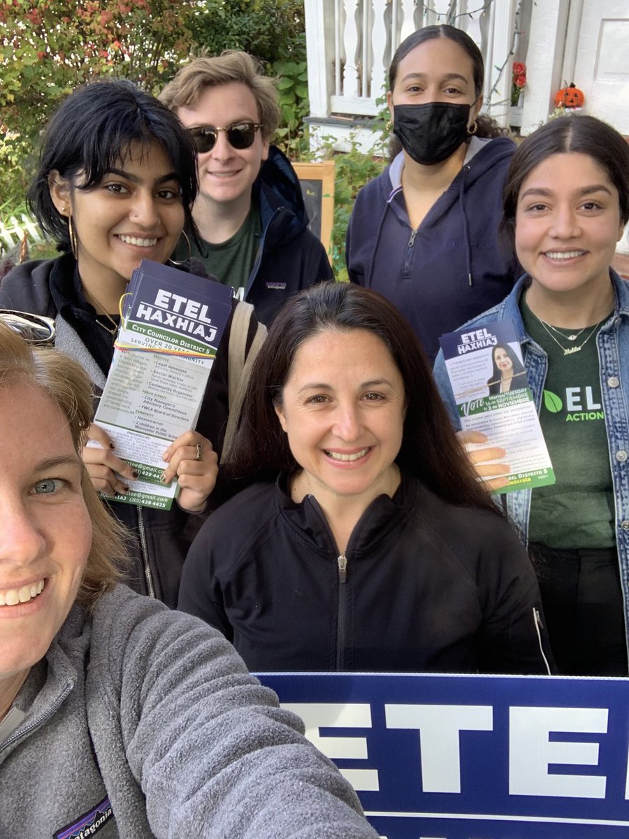 AClareKelly's tweet photo. The ⁦@EnviroLeagueMA⁩ team out in Worcester canvassing for climate champ ⁦@Etel_Haxhiaj⁩ #GOTV #VoteNov2 https://t.co/PL8KhCuE4F