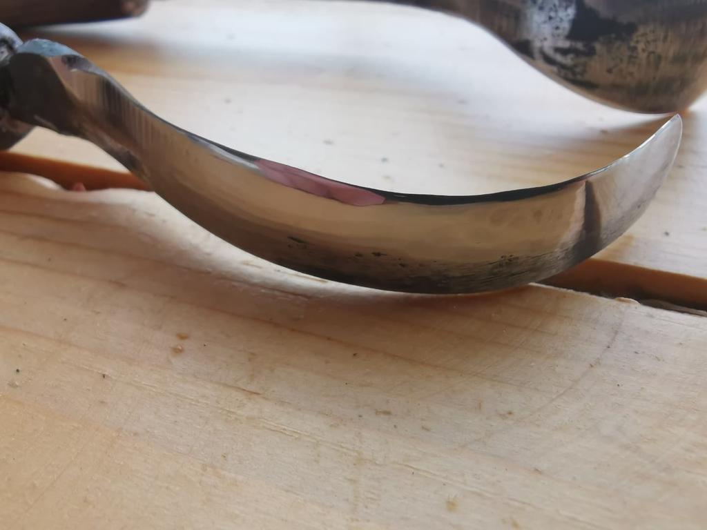 vbamburintools's tweet image. Наборчик для ложек
Кому нужно обращайтесь
Инструмент заточен остро и готов к работе
#vbamburintools #blacksmithingtools #handmade #handtools #miniaturetool #DIY #realcraft #tools #art #creative #craft