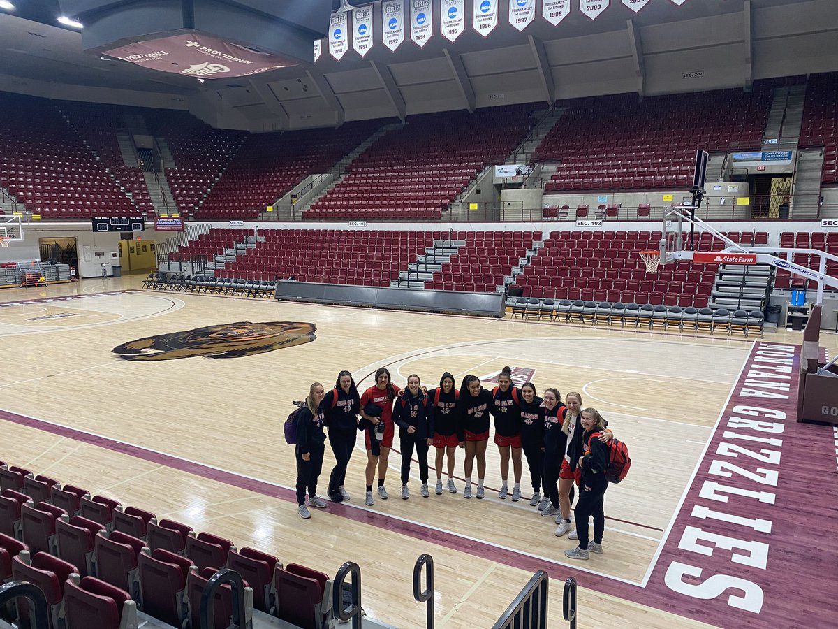 NorthwestWBB's tweet image. GAME DAY😤😤 #TrapEm