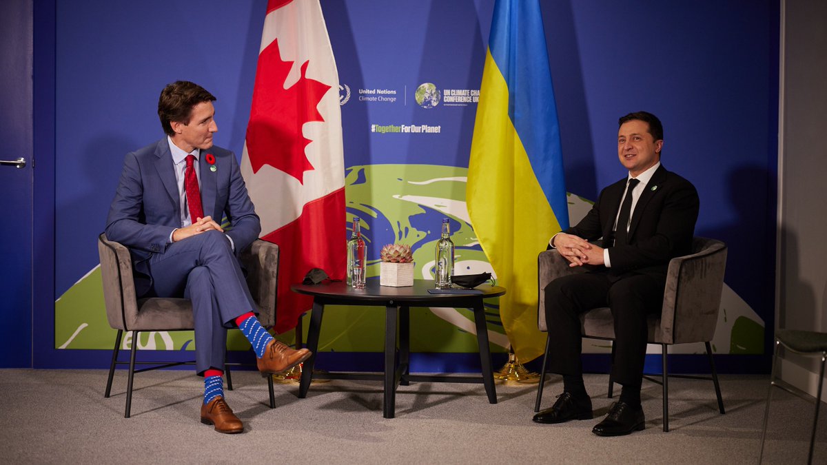 ZelenskyyUa's tweet photo. During a meeting at @COP26, I thanked @JustinTrudeau for 🇨🇦's continued support of 🇺🇦, our European integration & NATO membership aspirations. The effect of the free trade agreement was positively assessed. Simplification of trips to Canada for Ukrainian citizens was discussed. https://t.co/gTduzHNyHp