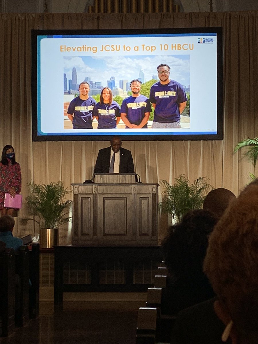 cthomasclt's tweet image. Great news today at JCSU!!!
@CLTMayor announces a $250M public private partnership to advance racial equity in Charlotte focused on Digital Equity (@QueensUniv &amp;amp; @cmlibrary),  @JCSUniversity, Corridors of Opportunity (@CLTgov) and improving career pathways (@clt_alliance).