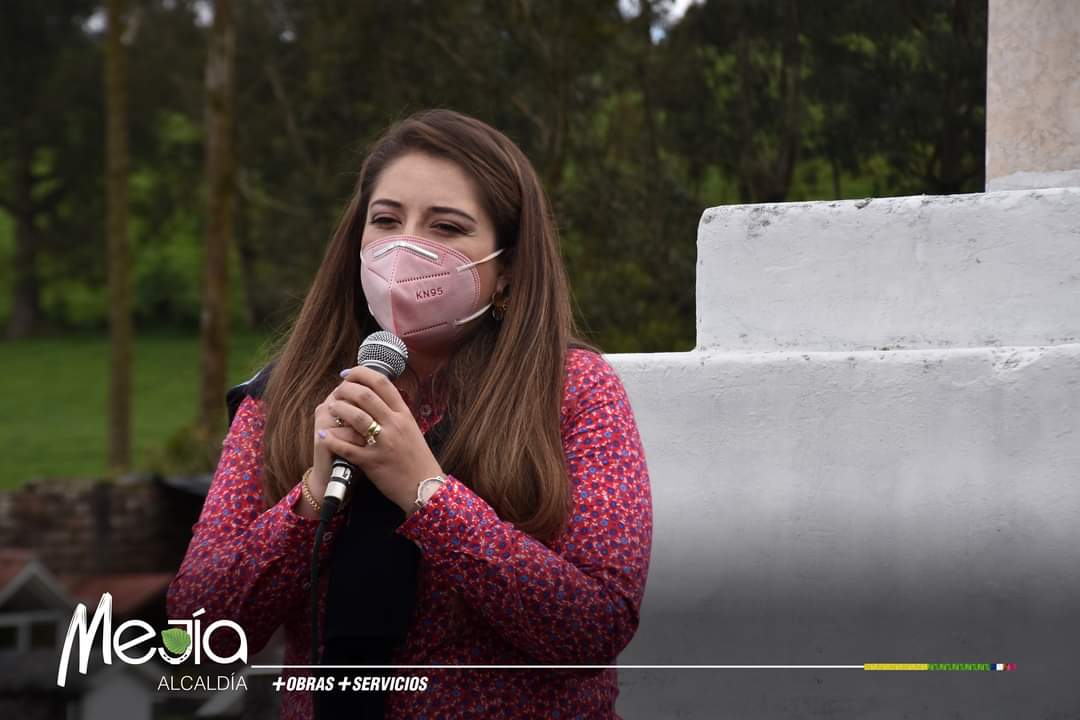 alcaldiademejia's tweet photo. 🌿《#BioservidoresEnMinga》
¡La minga es unión y solidaridad! 🤝🏻
Gracias al apoyo de la comunidad 🤝🏼, y personal municipal se realizó la minga de limpieza🧹 y adecentamiento en el Campo Santo 🪦 de #Murco.
#LoHacemosPorTiMejía
#AlcaldíaDeMejía https://t.co/kfYUtRBeeb