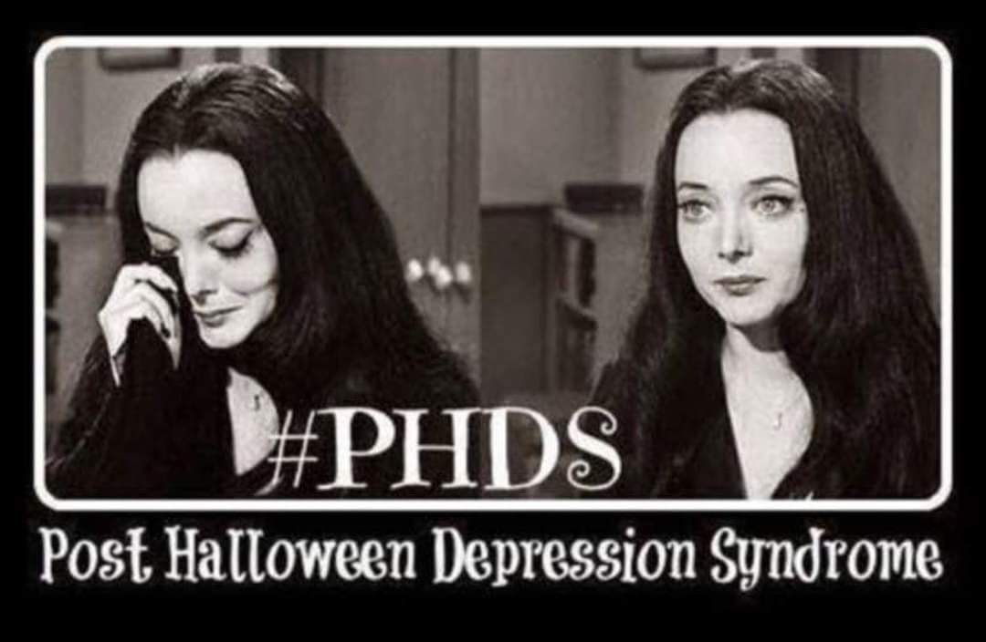 PumpkinQueenK's tweet photo. #posthalloween depression is so hard for someone like myself. Finding things to look forward to & focus my #creativemind on is critical ๐ #bestrong, #checkonothers, #BeKind, #MentalHealthMatters https://t.co/UwVs43Tb86