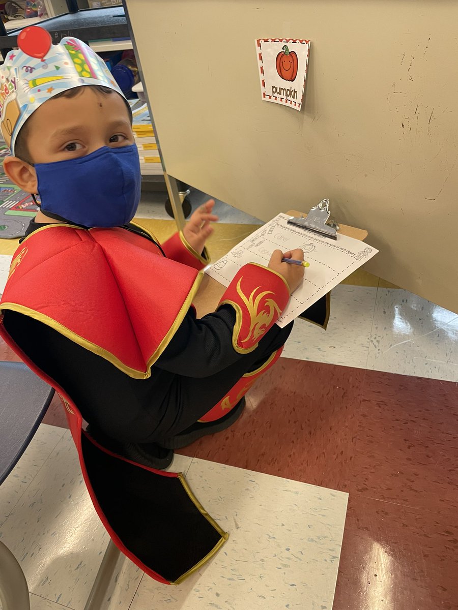 Halloween write the room from last week 📝 #webelieveinflc #kindergartenfun