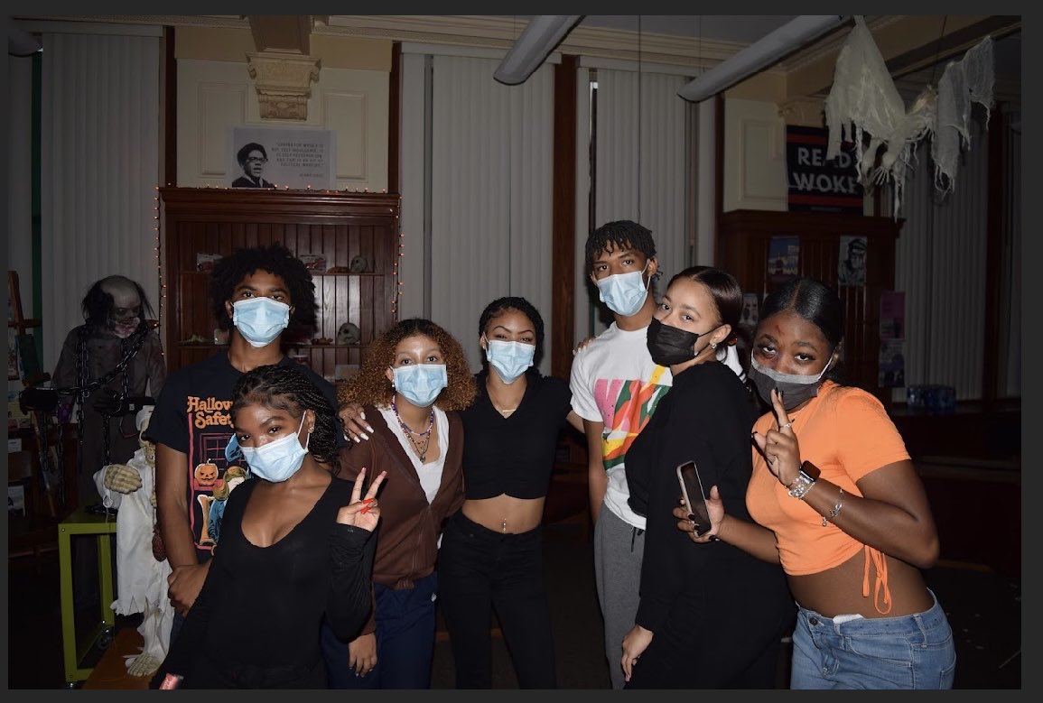 LMSAWritingCtr's tweet photo. Many thanks to all the ⁦@LMSAEagles⁩ that helps support Friday’s Haunted House. Thanks to you we made more than $1200 to support our literary magazine and library programming. https://t.co/6DFssYxlf9
