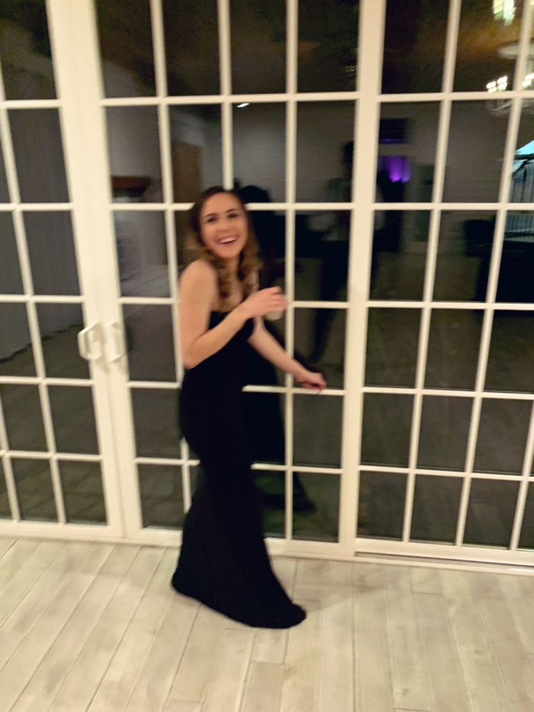 KyrsteLyn's tweet photo. We love a spooky wedding👻 https://t.co/TGswOEMuAm