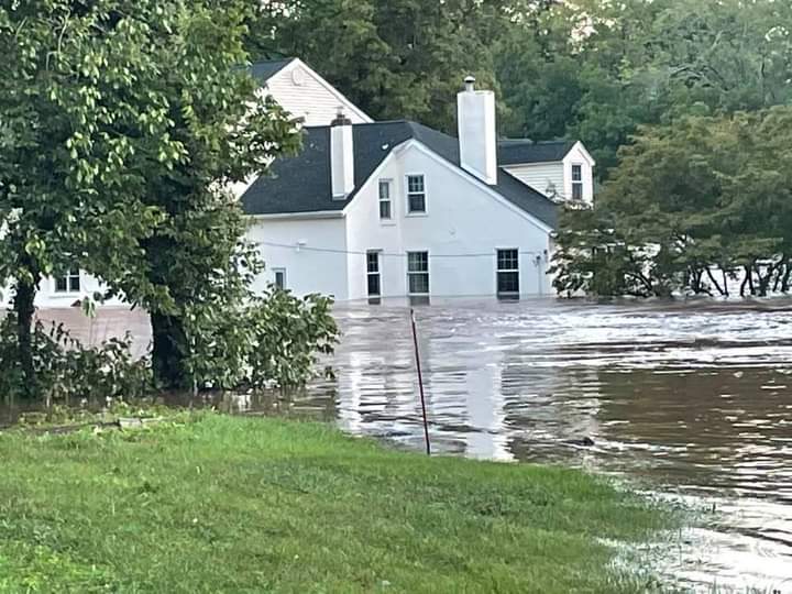 OpenHearthInc's tweet photo. We're proud to be helping residents cope with the devastation from Hurricane Ida. Two months later, over 150 homes in Mont Clare and Port Providence are still uninhabitable. Open Hearth is grateful for a $300,000 grant from the Phoenixville Community Health Foundation to help. https://t.co/mh3thQC9nJ