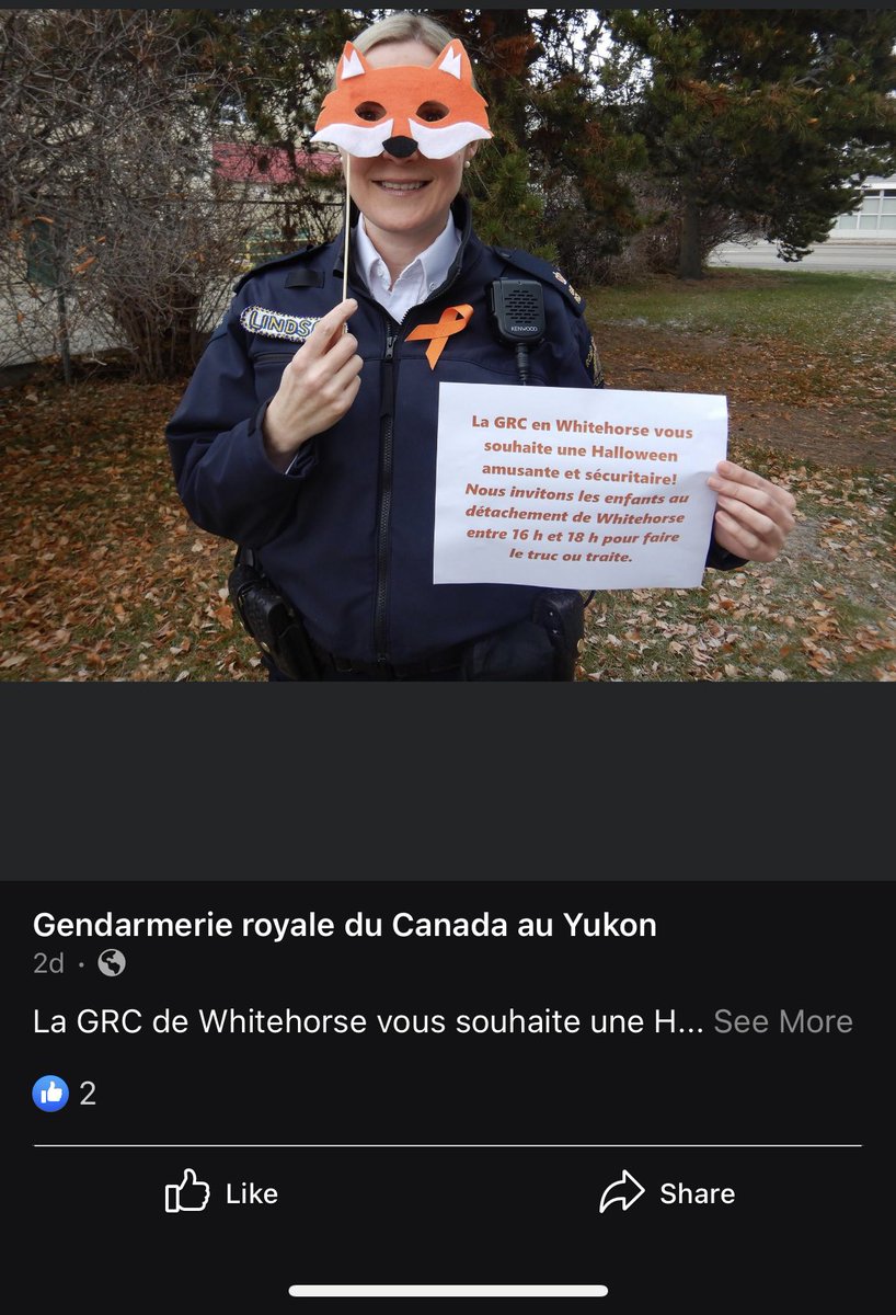 mathieuvo's tweet photo. “Le truc ou traite” bravo à la @GRCYukon pour sa belle traduction!
@CLOduCanada @grcrcmppolice #nouscomptons? https://t.co/Gs56tN8UHN