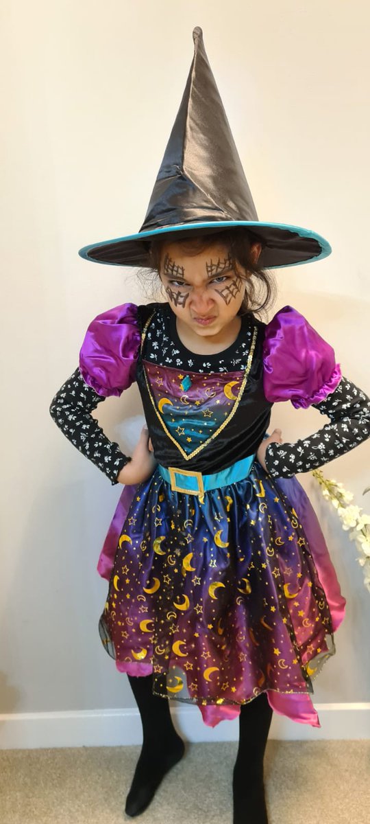 mandeepkaur1501's tweet photo. @corstorphineps Happy Halloween 🧟‍♀️ https://t.co/u4tY0v03QP