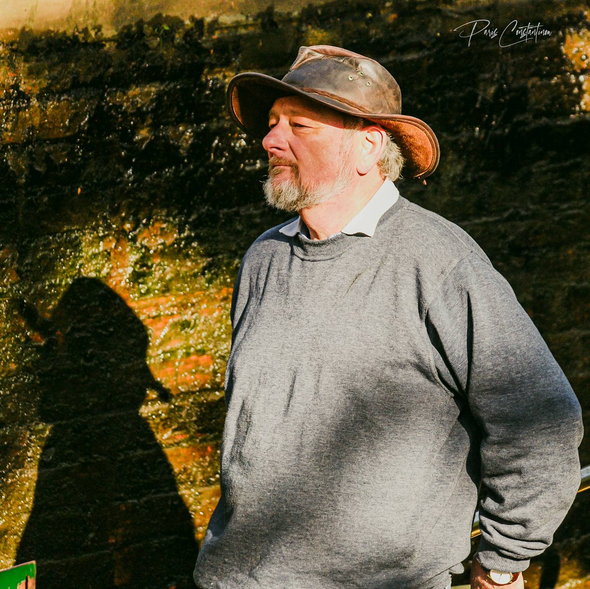 parconstantinou's tweet image. Richard Doe and his best friend beside him 👥👍
.
#lightshadow #proud #notaworryintheworld #cowboyart # #portrait #cowboystyle #cowboycountry #cowboysfans #portraits #cowboys4life #lookahead #cowboylifestyle #cowboyshit #portraiture #cowboysfan #proudbutneversatisfied #cowboyhats