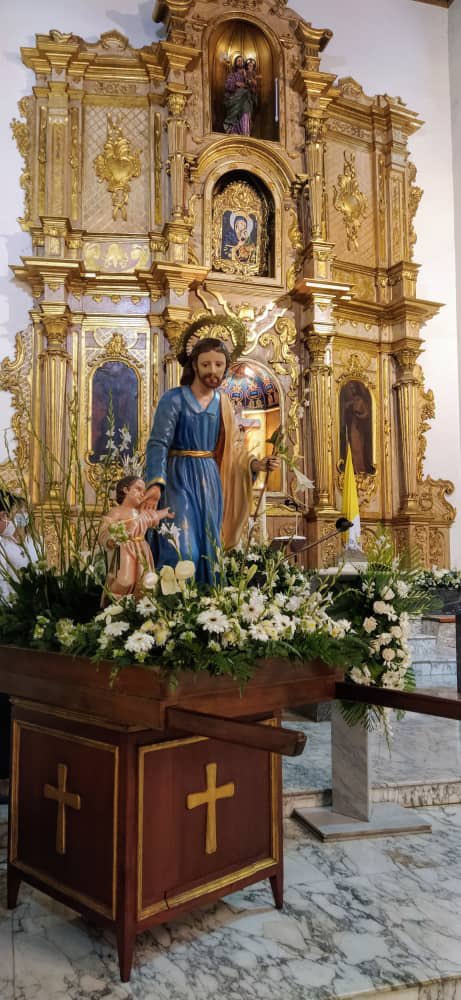 duquegustavoS's tweet photo. #01Nov Hoy #DiaDeTodosLosSantos pedimos por la buena salud y el bienestar de la familia. ¡San José de Chacao protégenos y danos tu bendición! Y llena de fortaleza a quienes perdieron seres queridos. 

Que el ejemplo de San José esté presente en cada hogar de Venezuela.
🙏📿 https://t.co/WD5NFcBkwg