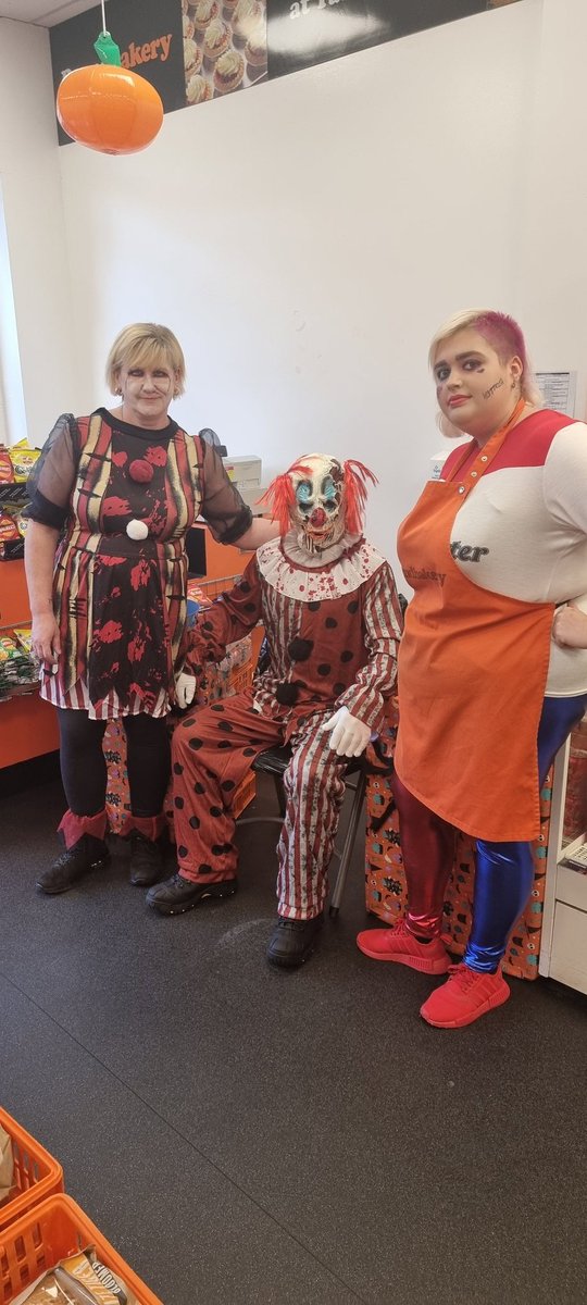 rottweilers2009's tweet photo. Some halloween fun at my shop over the weekend ,thanks again to all staff and customers @Poundbakery https://t.co/hdTlNpTHtn