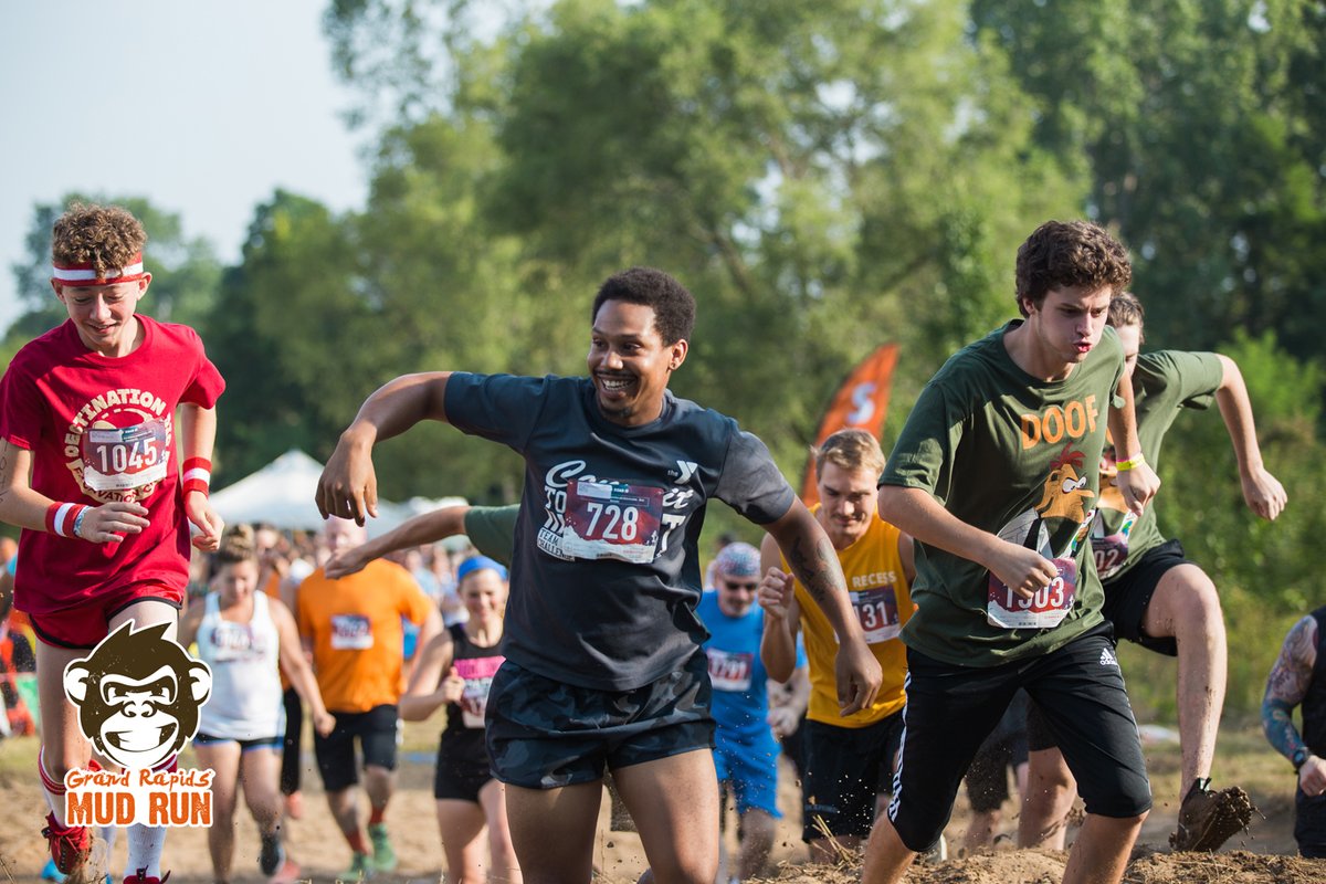 Remembering those warm sunny days 😎, running through the mud with great friends!
#grmudrun