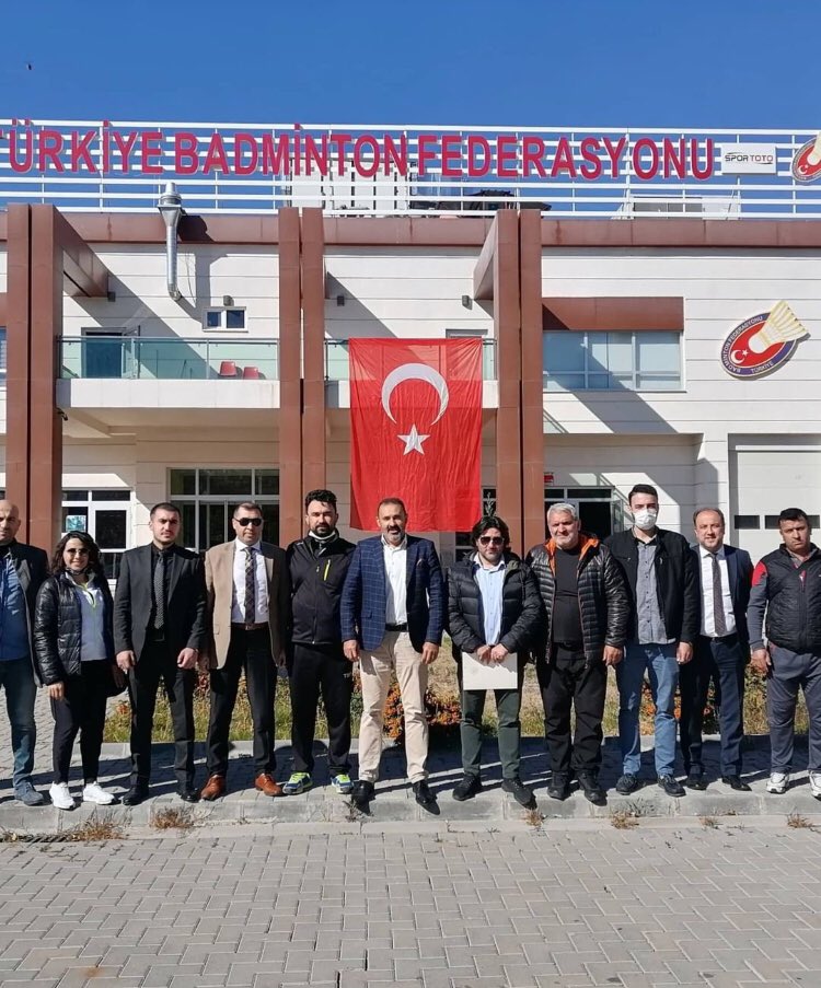 cotur_kader's tweet photo. Badmintonda eşit,adil ve şeffaf bir yönetim için #badmintonahayatiçözüm https://t.co/8XCzwmZmqW