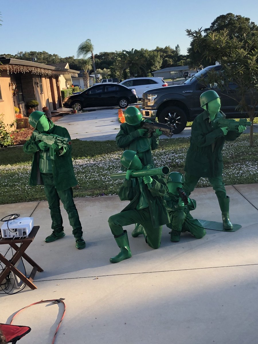 NateTalksSports's tweet photo. My boys and their buddies dressed up as the Army men from Toy Story. With some help they designed and spray painted their costumes. Here’s the finished product #ToyStory #daddythuggin #halloween2021 https://t.co/rV5OuQUQu9