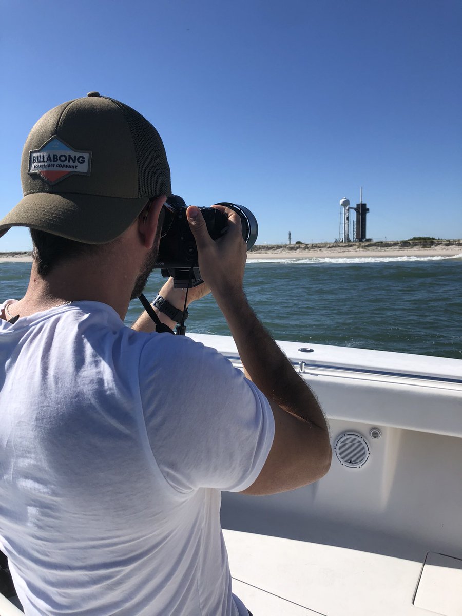 StarFleetTours's tweet photo. The 5 PM launchpad trip for Tuesday, November 2 is full. 

We’ve added another opportunity to go out at 2:30 pm. 

There are currently 5 spots available. Sends us a message if you’re interested. #NASA #SpaceX #Crew3 https://t.co/XFk1LnyUoq