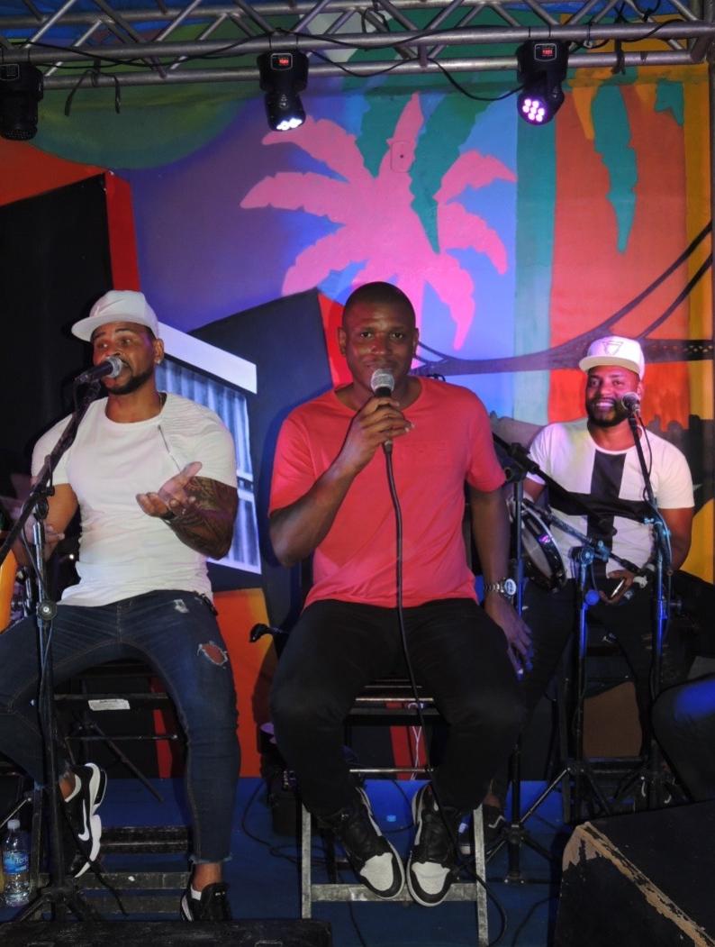 Diegovouporai's tweet photo. Agente sonha.
Agente canta.
Agente dança.
De dia, de noite!
@GrupoVou
V.P.A
#Flamengo
#Brasileirao
#sambalaeditz
#pagoderetro
#Vida https://t.co/5h7dyrKnyp